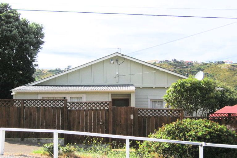 Photo of property in 11 Severn Street, Island Bay, Wellington, 6023