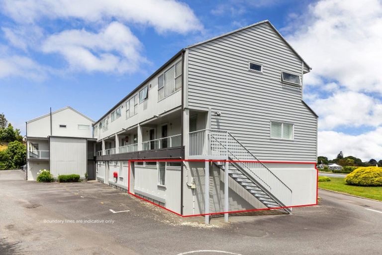 Photo of property in 1-25/300 Lake Terrace, Two Mile Bay, Taupo, 3330
