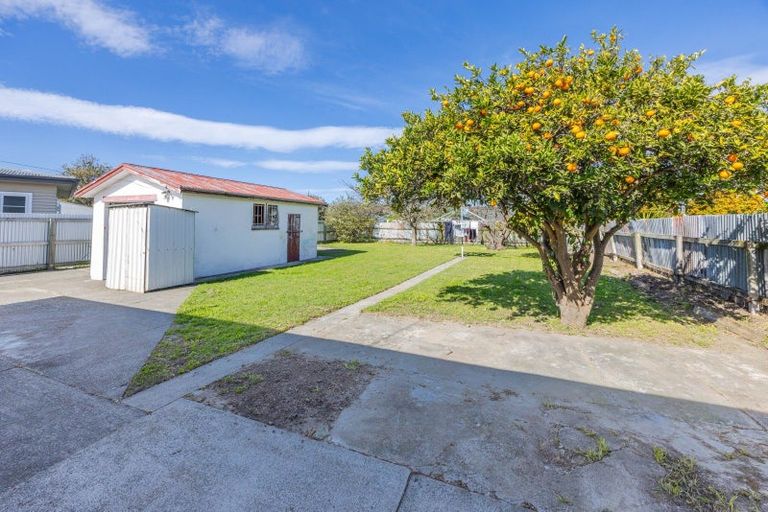 Photo of property in 11 Kelvin Road, Maraenui, Napier, 4110
