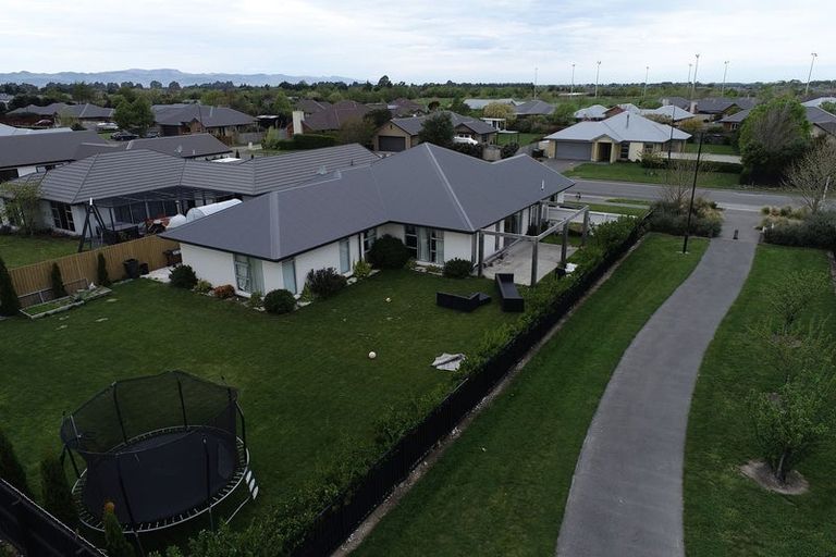 Photo of property in 24 Burnham School Road, Rolleston, 7614