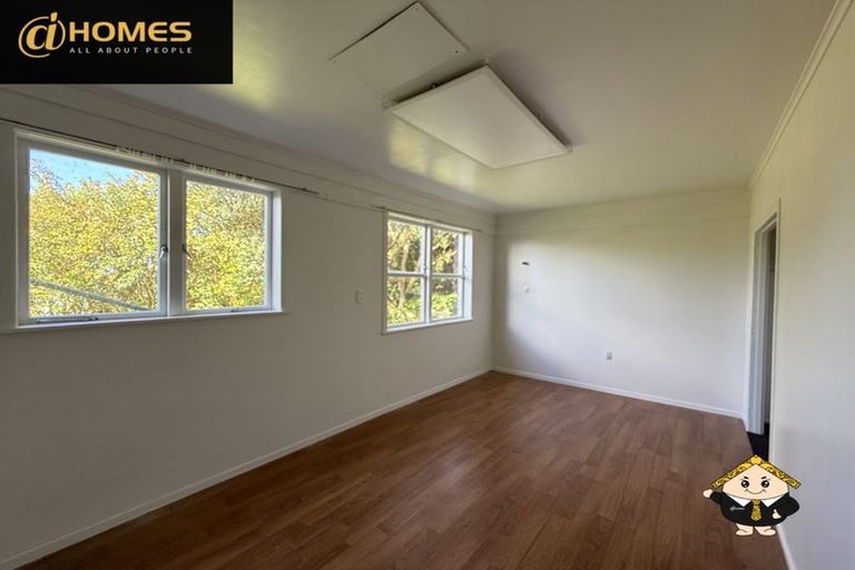 Photo of property in 41 Birkdale Road, Birkdale, Auckland, 0626