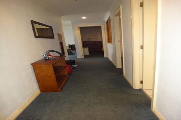 Photo of property in Quest/richard Pearse Apartment, 219u2k Willis Street, Te Aro, Wellington, 6011