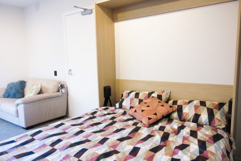 Photo of property in Vedado Apartments, 204/41u Hopper Street, Mount Cook, Wellington, 6011