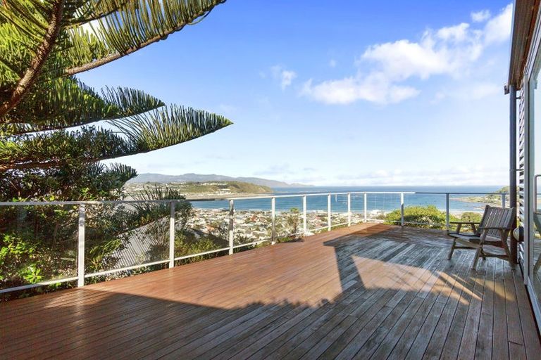 Photo of property in 13 Bella Vista, Melrose, Wellington, 6023