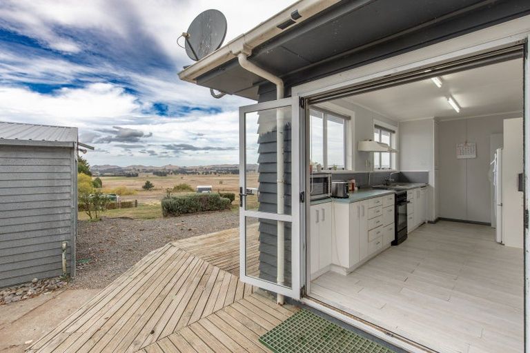 Photo of property in 319 Porangahau Road, Waipukurau, 4282