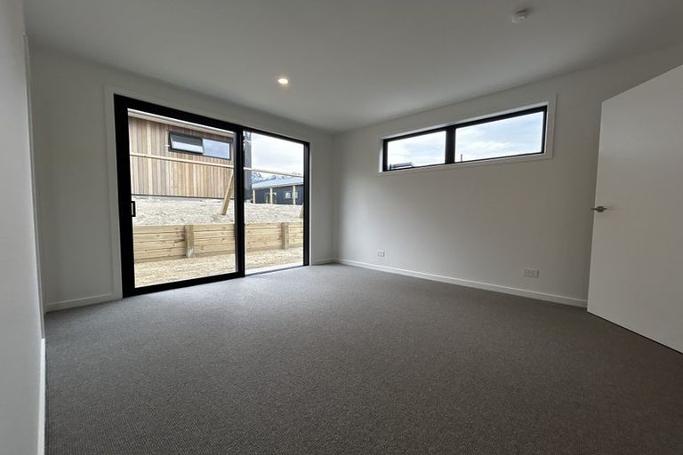 Photo of property in 9 Rushland Road, Jacks Point, 9371
