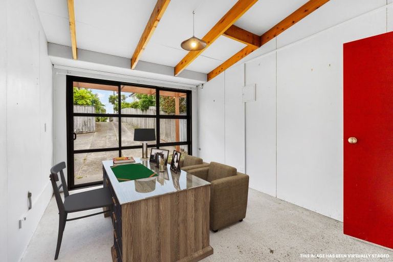 Photo of property in 102a Seaview Road, Paraparaumu Beach, Paraparaumu, 5032