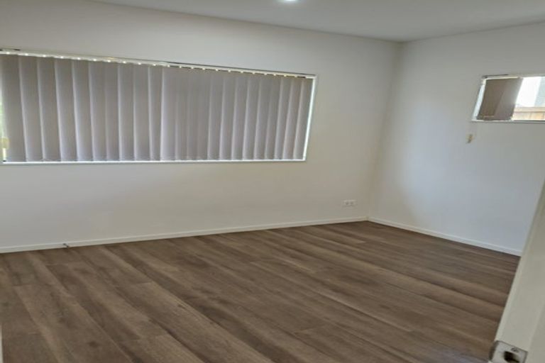 Photo of property in 3 Castlederg Drive, Flat Bush, Auckland, 2019
