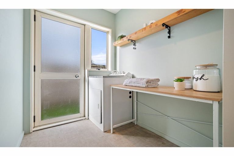 Photo of property in 41 Gladstone Road, Woodend, 7610