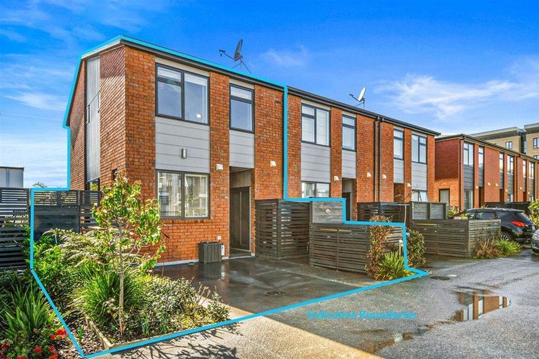 Photo of property in 52 Walter Merton Road, Hobsonville, Auckland, 0616