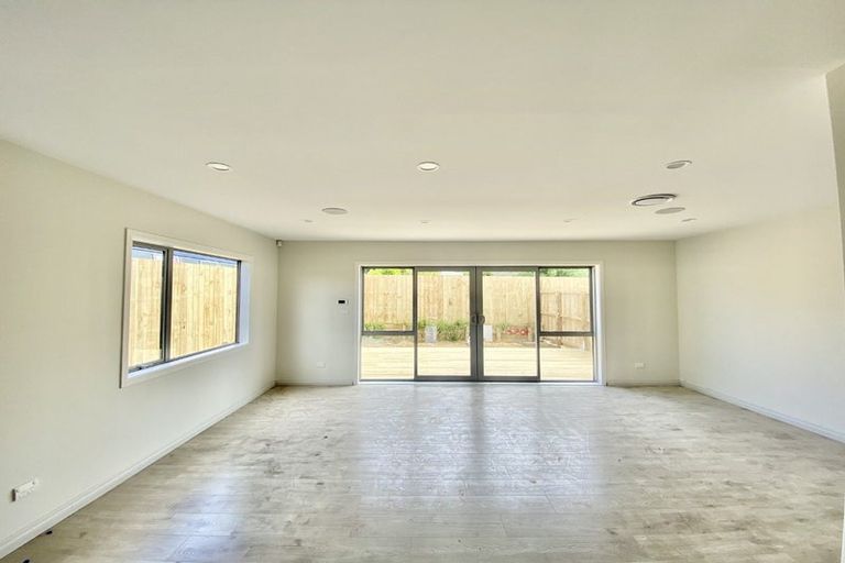 Photo of property in 1b Surrey Street, Manurewa, Auckland, 2102