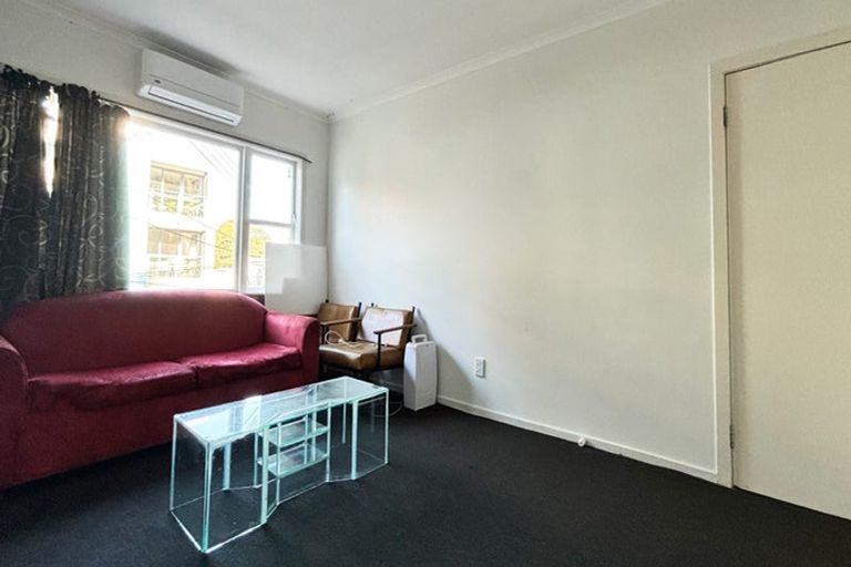 Photo of property in 6 Hanson Street, Mount Cook, Wellington, 6021