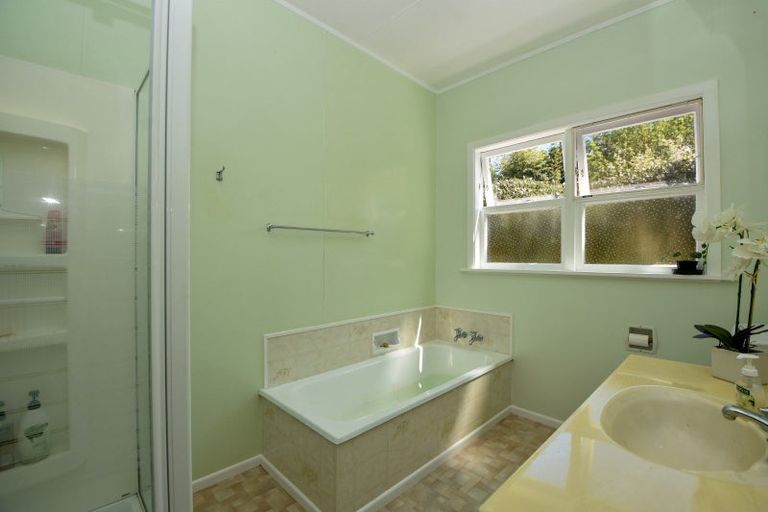 Photo of property in 390 Park Road, Parkvale, Carterton, 5792