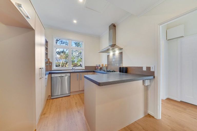 Photo of property in 1/8 Kelvin Road, Papakura, 2110