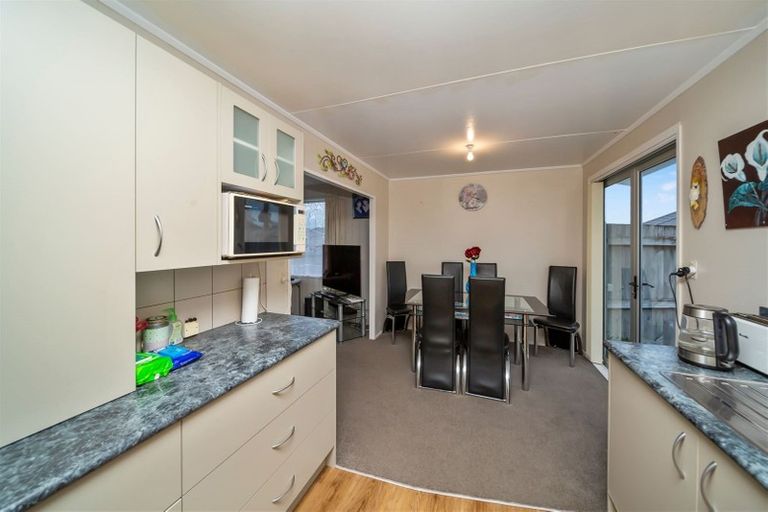Photo of property in 3 Totara Crescent, Hawera, 4610