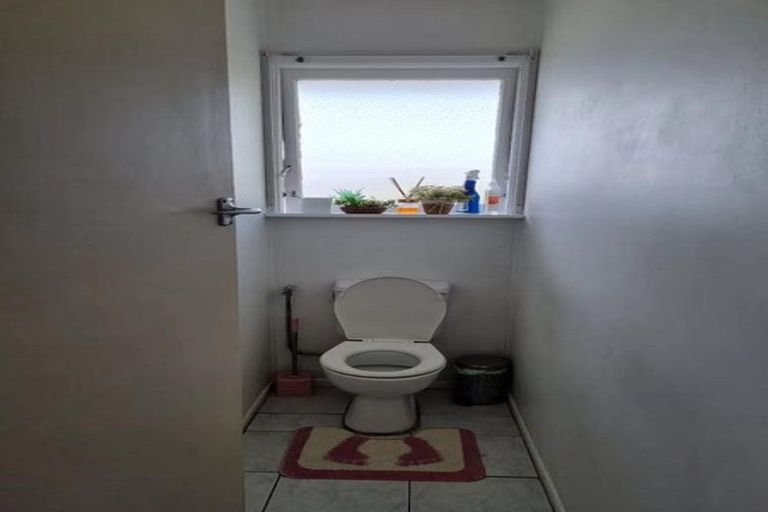 Photo of property in 1/7 Evelyn Place, Hillcrest, Auckland, 0627