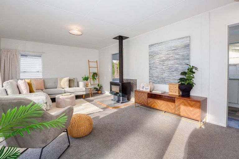 Photo of property in 2 Pascoe Avenue, Paremata, Porirua, 5026