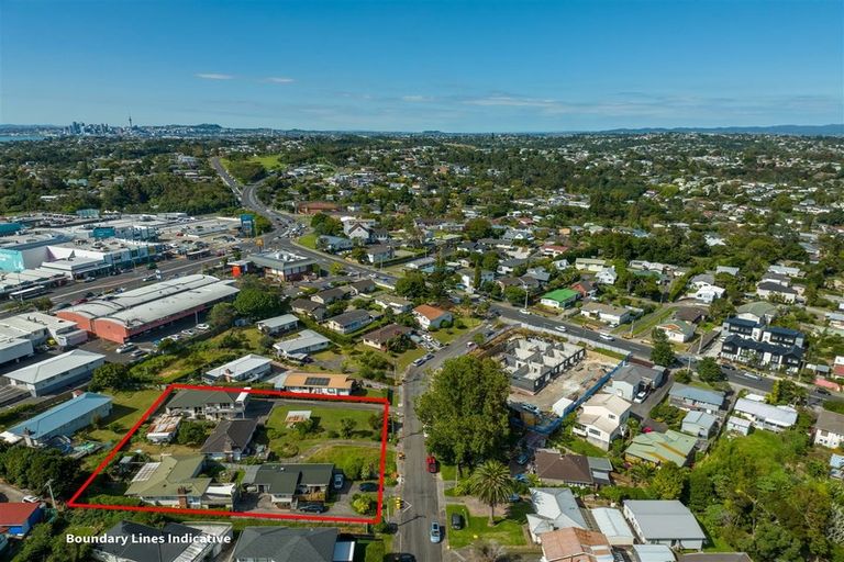 Photo of property in 9 Sunnyfield Crescent, Glenfield, Auckland, 0629