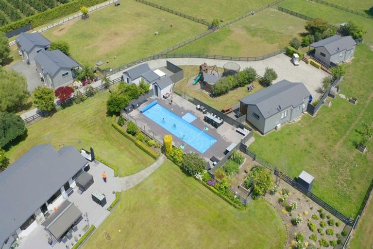 Photo of property in 14 Saint Andrews Road, Havelock North, 4130