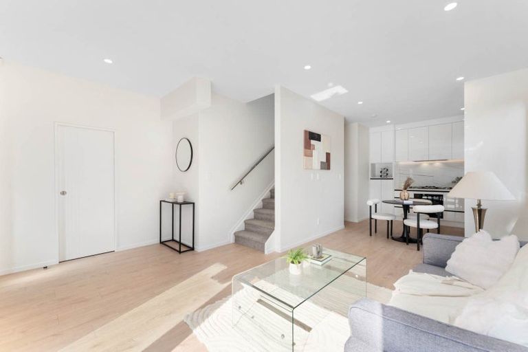 Photo of property in 41f Kowhai Road, Mairangi Bay, Auckland, 0630