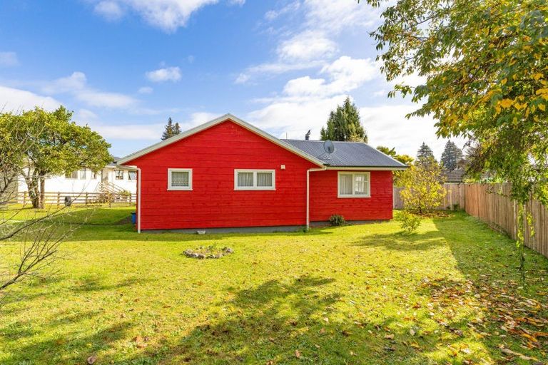 Photo of property in 12 Falkner Park, Taumarunui, 3920