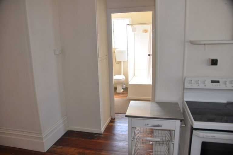 Photo of property in 1/98 Birkenhead Avenue, Birkenhead, Auckland, 0626