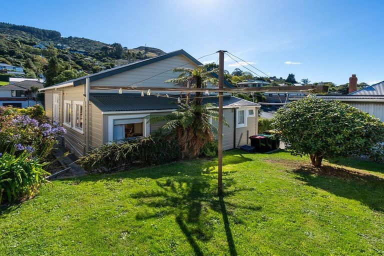 Photo of property in 3 Athol Place, Ravensbourne, Dunedin, 9022