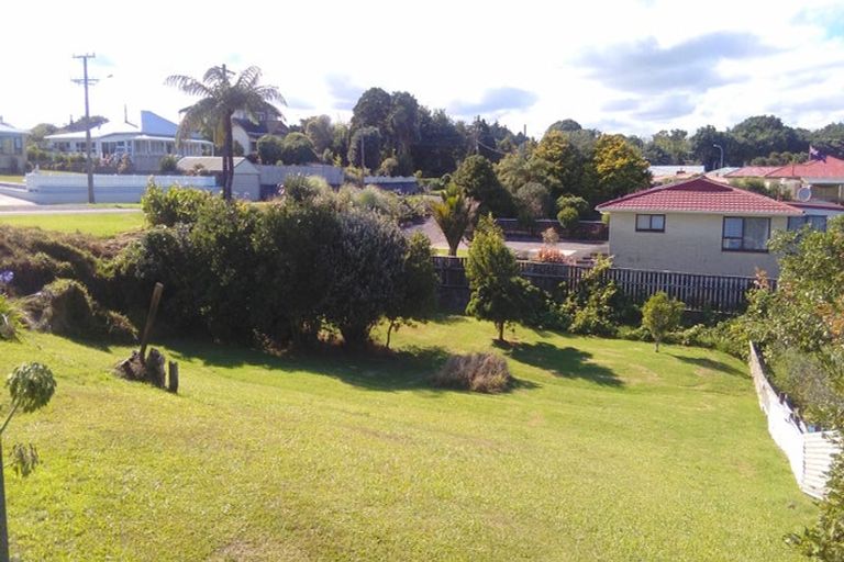 Photo of property in 16 Carey Street, Waitara, 4320