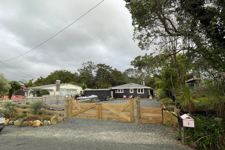 Photo of property in 9 Laika Avenue, Ti Point, Warkworth, 0985