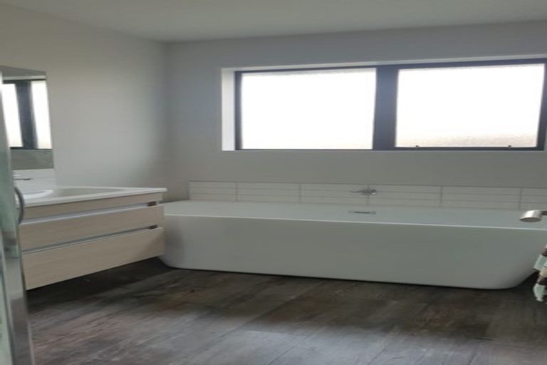 Photo of property in 14 Mclenaghan Road, Rolleston, 7614