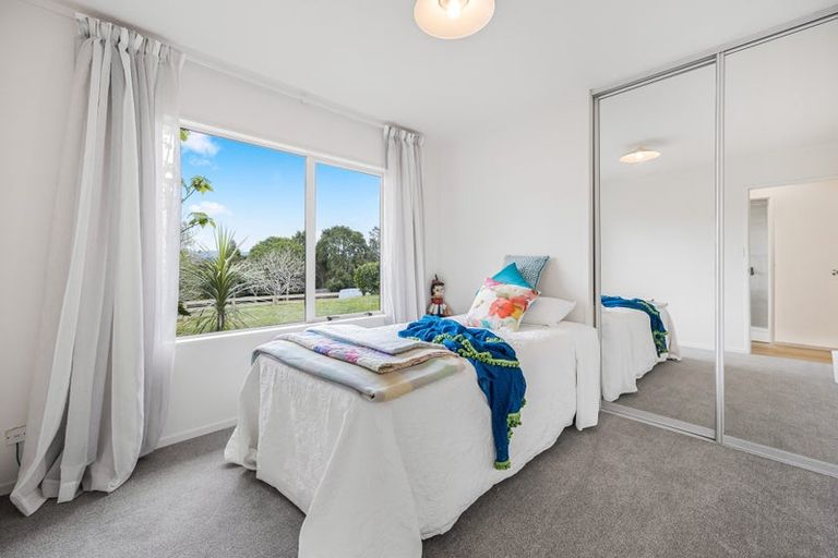 Photo of property in 6/199 Birdwood Road, Massey, Auckland, 0614