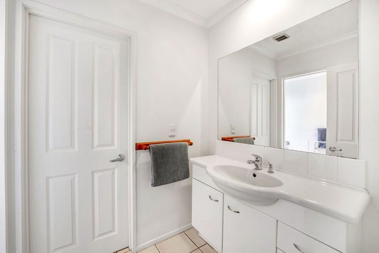 Photo of property in 12 Maurice Stanton Place, Shirley, Christchurch, 8052