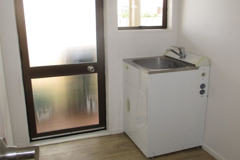 Photo of property in 38u3 Smith Street, Frankton, Hamilton, 3204