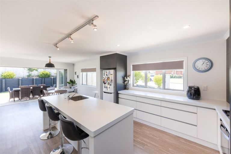 Photo of property in 9 Poplar Grove, Feilding, 4702