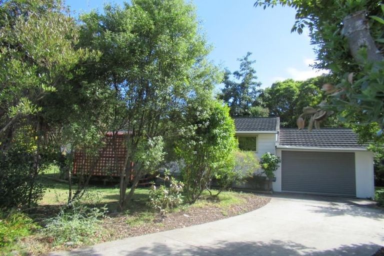 Photo of property in 8 Park Avenue, Waikanae, 5036