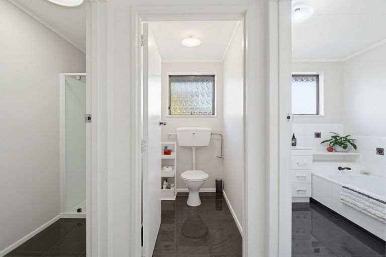 Photo of property in 4 Dove Place, Westbrook, Palmerston North, 4412