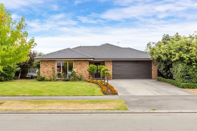 Photo of property in 12 Marlowe Place, Rolleston, 7614