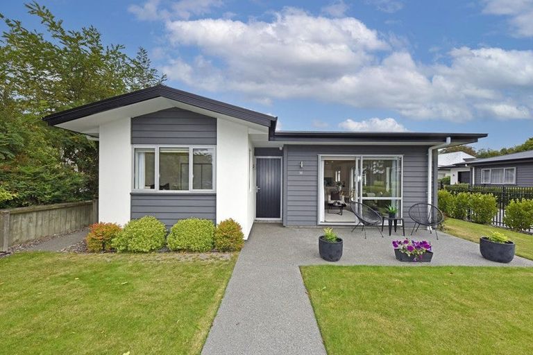 Photo of property in 361 Avonhead Road, Avonhead, Christchurch, 8042