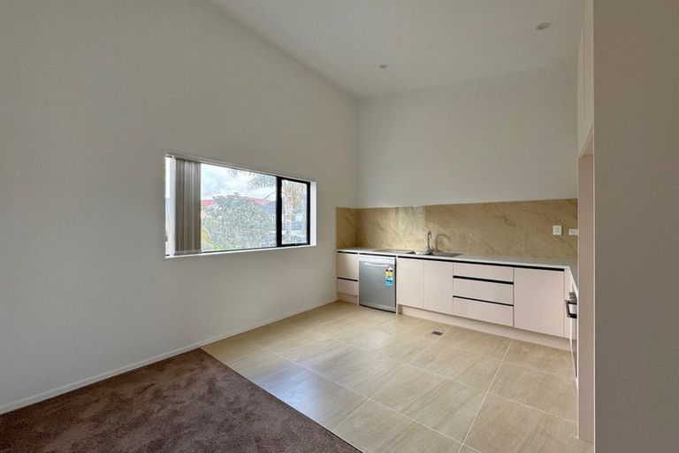 Photo of property in 86 Priestley Drive, Bucklands Beach, Auckland, 2014