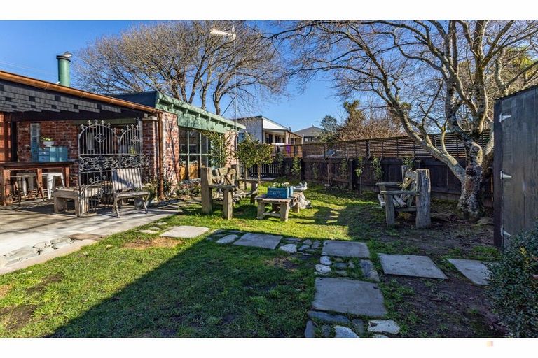 Photo of property in 23 South Terrace Road, Geraldine, 7930