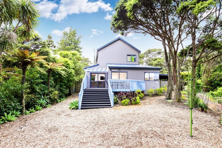 Photo of property in 354 Huia Road, Titirangi, Auckland, 0604