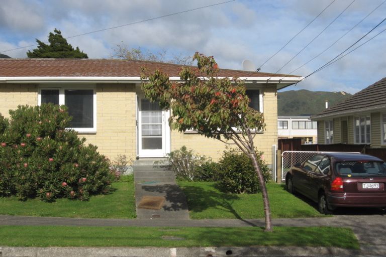 Photo of property in 8 Langford Street, Naenae, Lower Hutt, 5011
