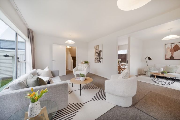 Photo of property in 8a Alister Way, Churton Park, Wellington, 6037