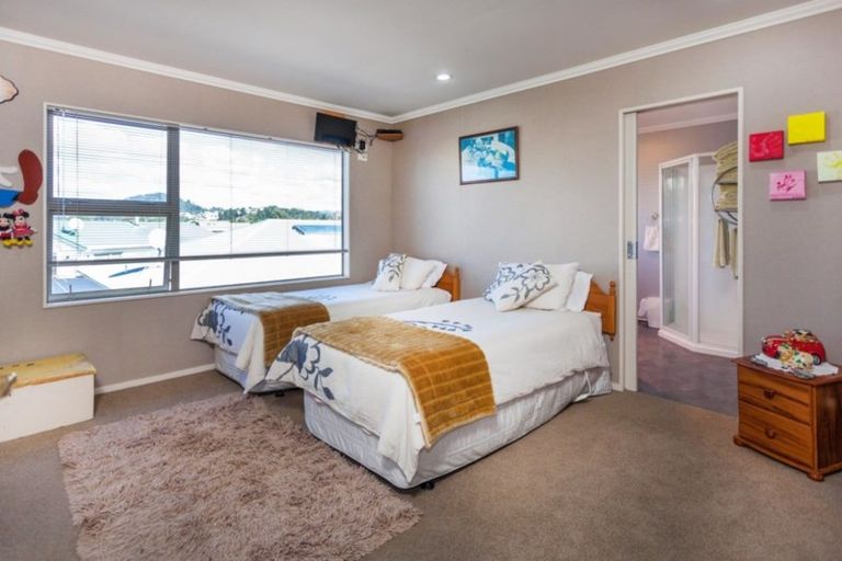 Photo of property in 131 Mayfair Avenue, Whangamata, 3620