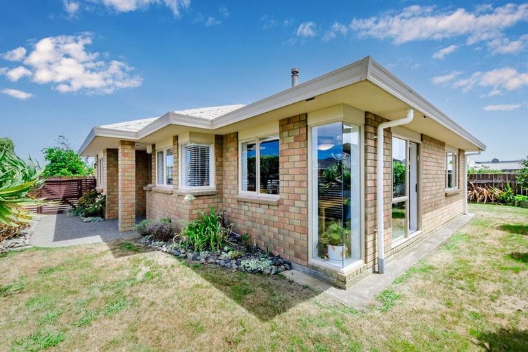Photo of property in 17b Te Kupe Road, Paraparaumu Beach, Paraparaumu, 5032
