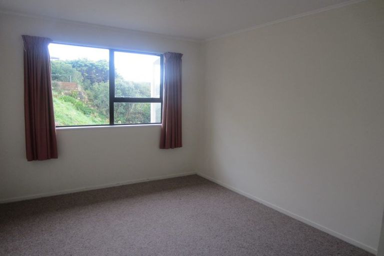 Photo of property in 16 Nalanda Crescent, Broadmeadows, Wellington, 6035