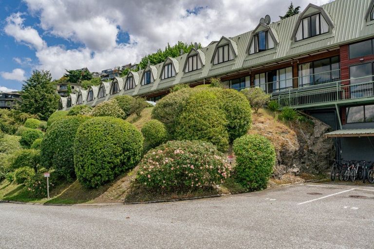 Photo of property in Goldridge Apartments, 19/43 Goldridge Way, Queenstown, 9300