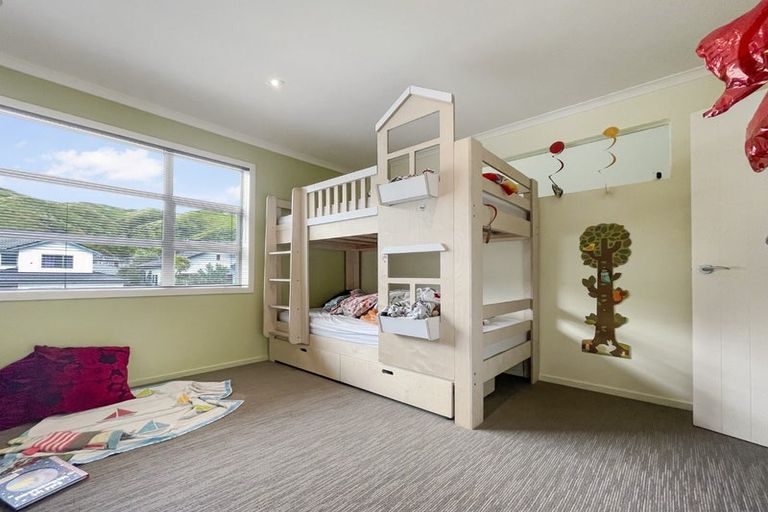 Photo of property in 74 Amesbury Drive, Churton Park, Wellington, 6037