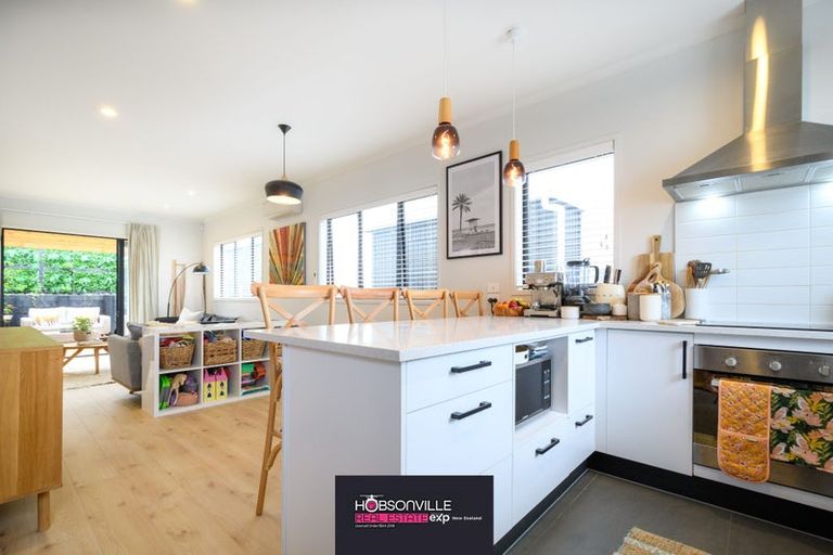 Photo of property in 6 Saltmarsh Road, Hobsonville, Auckland, 0616