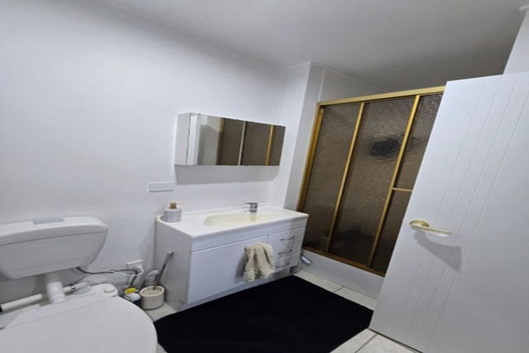Photo of property in 63 Haseler Crescent, Howick, Auckland, 2014
